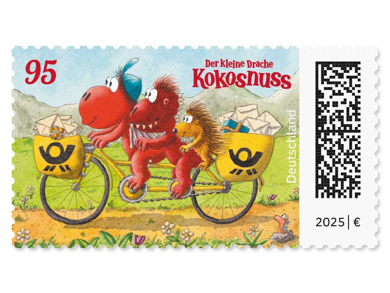 Der kleine Drache Kokosnuss mit seinen Freunden auf dem Postfahrrad